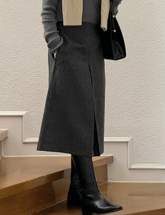 블레스 미디 skirt (울 50%)